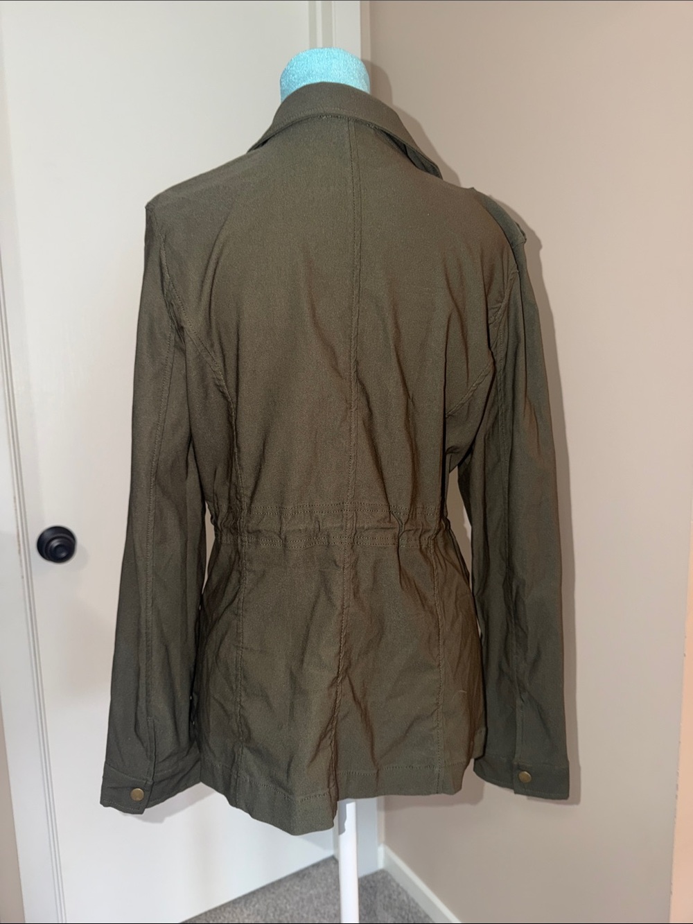 Women’s Olive Utility Drawstring Jacket - Picture 4 of 4